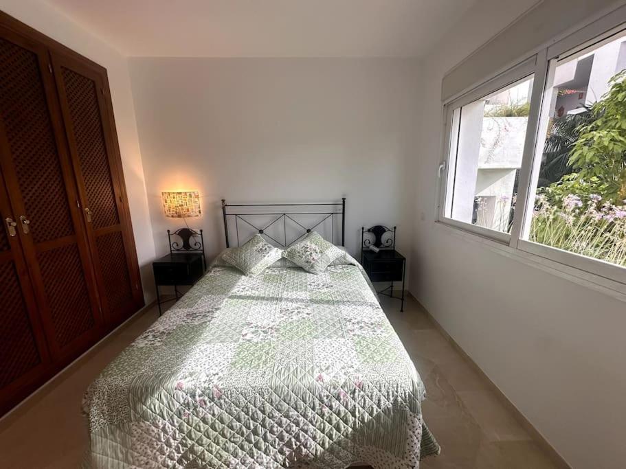 Costalita Beach Apartamento En Estepona Exterior photo