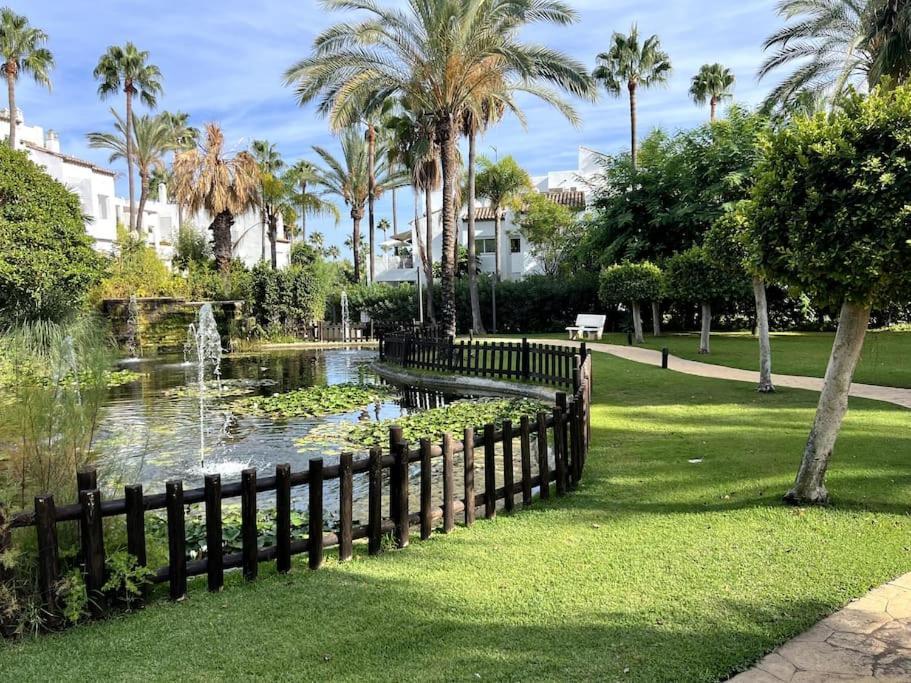 Costalita Beach Apartamento En Estepona Exterior photo